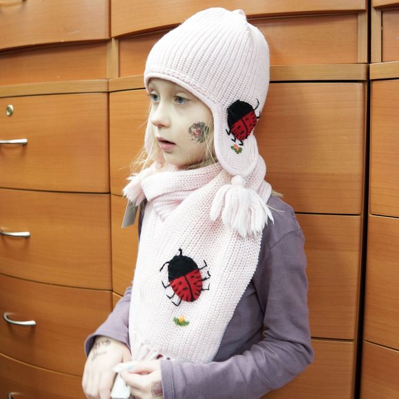KNITTED MERINO WOOL WINTER 2 PCs PINK SET LADYBUG HAT WITH LONG SCARF FOR GIRLS
